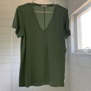 rag and bone 50% cotton/ 50% viscose. Made in Peru